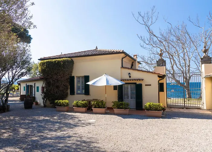 Фермерский дом Tenuta La Chiusa *