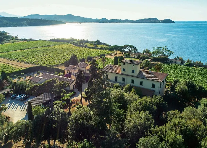 Фермерский дом Tenuta La Chiusa Портоферрайо