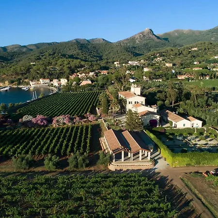 Alloggio per agriturismo Tenuta La Chiusa *